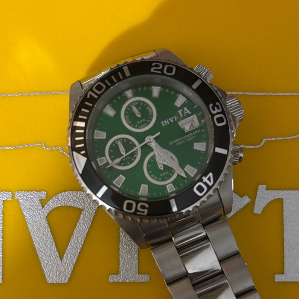 Invicta Men's Green and Silver Chronograph Watch